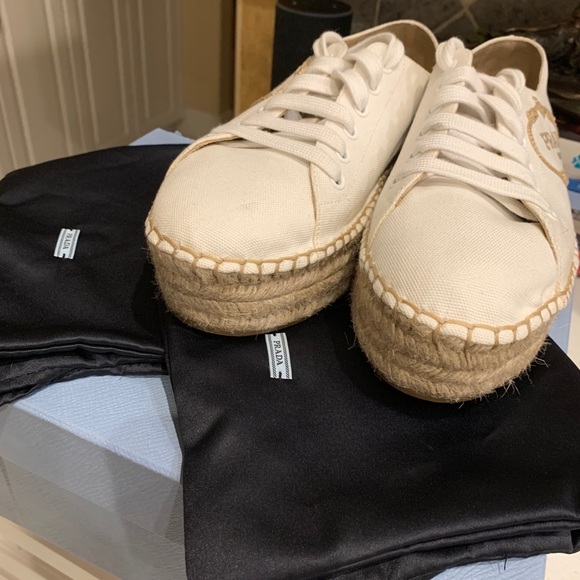 Prada Sneaker - Picture 6 of 6